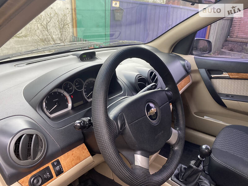 Седан Chevrolet Aveo 2008 в Києві