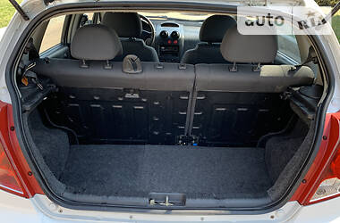 Хетчбек Chevrolet Aveo 2005 в 