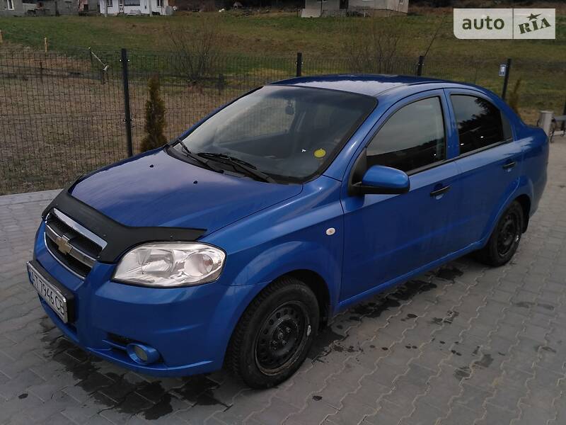 Седан Chevrolet Aveo 2006 в Яремче