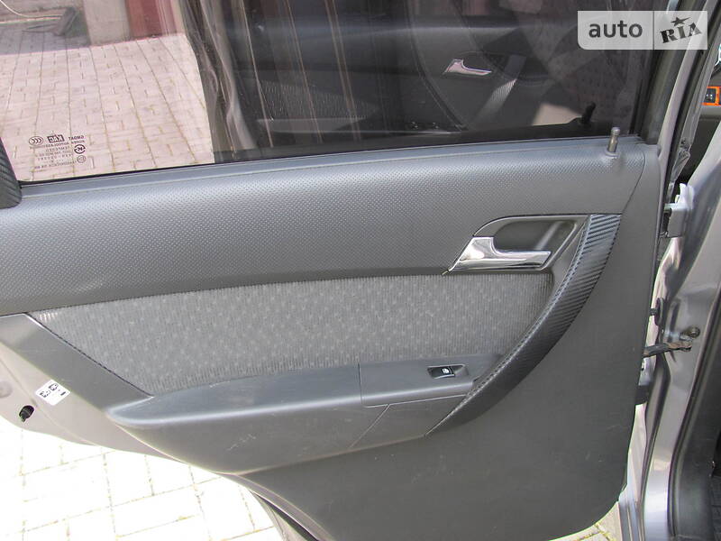 Седан Chevrolet Aveo 2006 в Маріуполі фото 124 Седан Chevrolet Aveo 2006 в Маріуполі