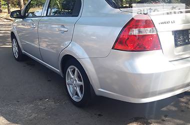 Седан Chevrolet Aveo 2008 в Кривом Роге