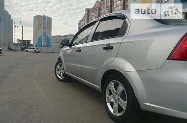 Седан Chevrolet Aveo 2007 в Киеве