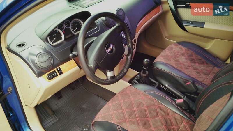 Седан Chevrolet Aveo 2008 в Львове