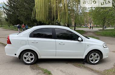 Седан Chevrolet Aveo 2008 в Києві