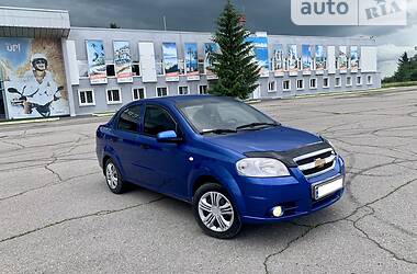 Седан Chevrolet Aveo 2008 в Полтаве