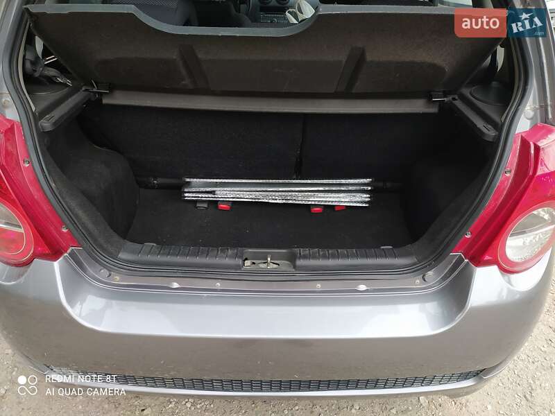 Хетчбек Chevrolet Aveo 2011 в Запоріжжі
