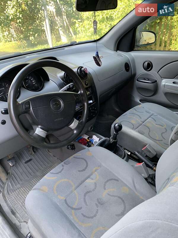 Хетчбек Chevrolet Aveo 2004 в Рожнятові