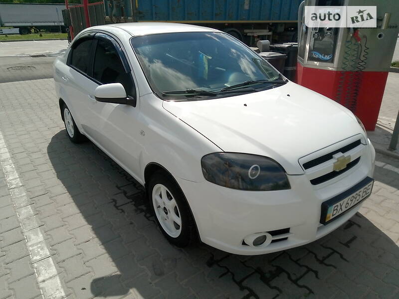 Седан Chevrolet Aveo 2008 в Хмельницком