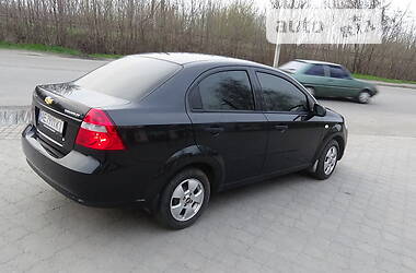 Седан Chevrolet Aveo 2010 в Днепре