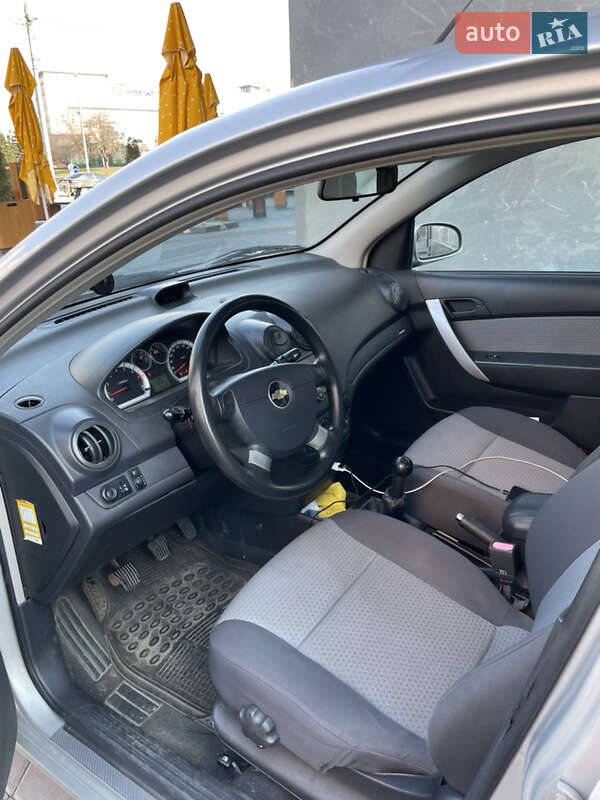Хэтчбек Chevrolet Aveo 2008 в Киеве фото 18 Хэтчбек Chevrolet Aveo 2008 в Киеве