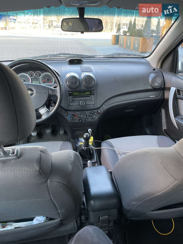 Хэтчбек Chevrolet Aveo 2008 в Киеве фото 22 Хэтчбек Chevrolet Aveo 2008 в Киеве