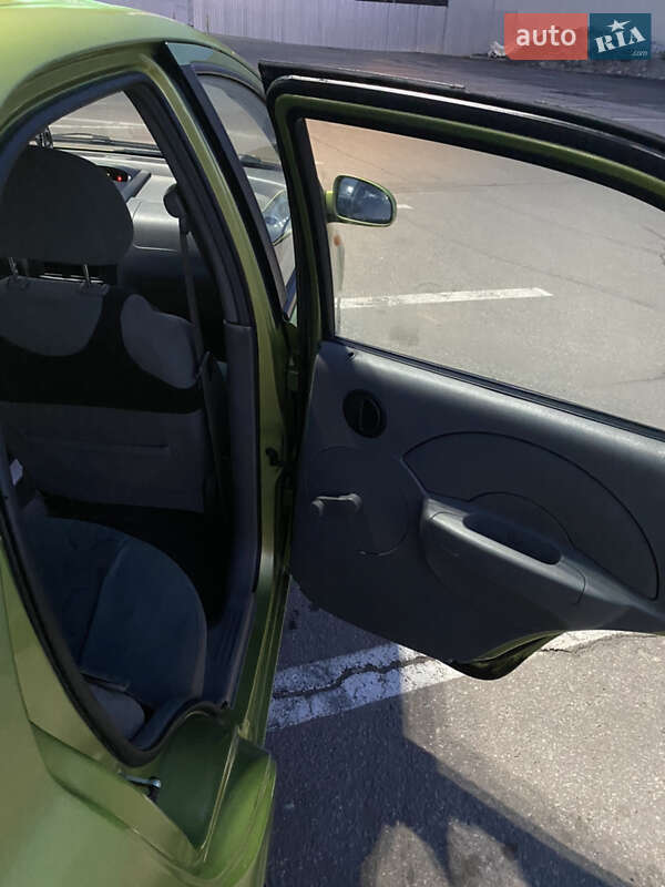 Седан Chevrolet Aveo 2005 в Львові фото 3 Седан Chevrolet Aveo 2005 в Львові