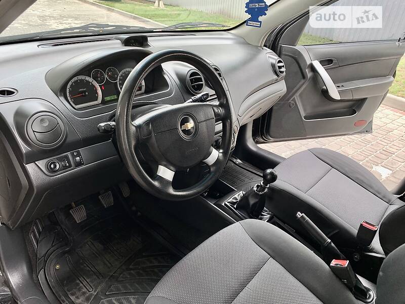 Седан Chevrolet Aveo 2011 в Дніпрі