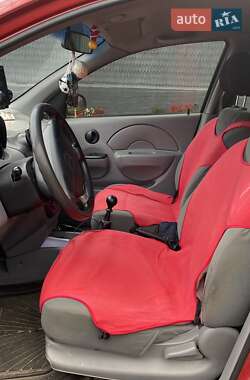 Седан Chevrolet Aveo 2005 в Тячеві