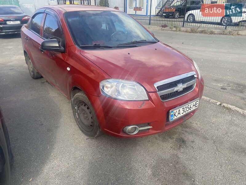 Седан Chevrolet Aveo 2010 в Киеве