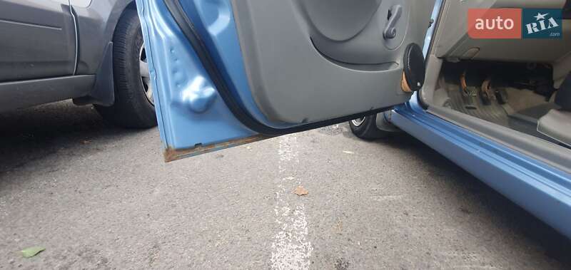 Седан Chevrolet Aveo 2004 в Дніпрі фото 10 Седан Chevrolet Aveo 2004 в Дніпрі