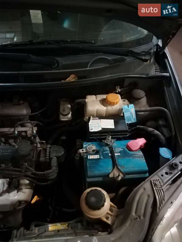 Седан Chevrolet Aveo 2007 в Чернівцях