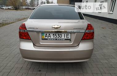 Седан Chevrolet Aveo 2008 в Киеве