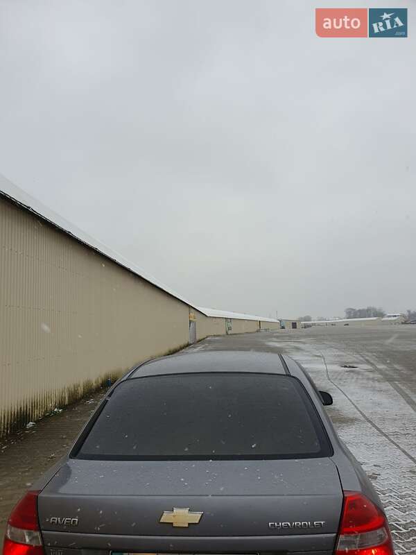 Седан Chevrolet Aveo 2007 в Чернівцях