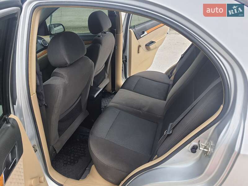 Седан Chevrolet Aveo 2008 в Киеве фото 10 Седан Chevrolet Aveo 2008 в Киеве