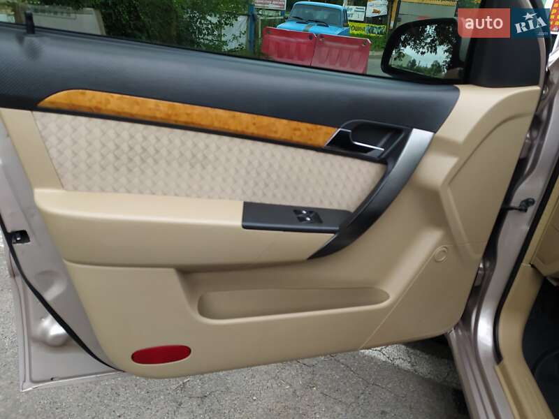 Седан Chevrolet Aveo 2008 в Киеве