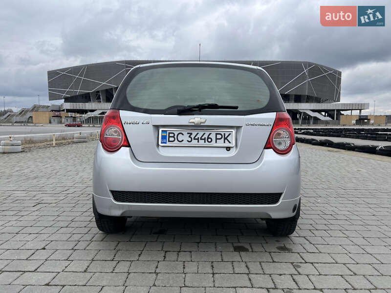 Хэтчбек Chevrolet Aveo 2010 в Львове