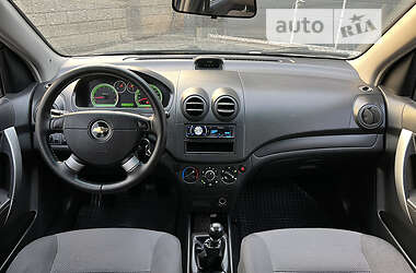 Седан Chevrolet Aveo 2010 в 