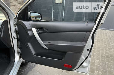 Седан Chevrolet Aveo 2010 в 