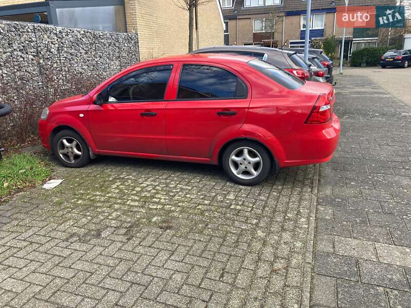 Седан Chevrolet Aveo 2011 в Києві