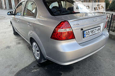 Седан Chevrolet Aveo 2006 в Виннице