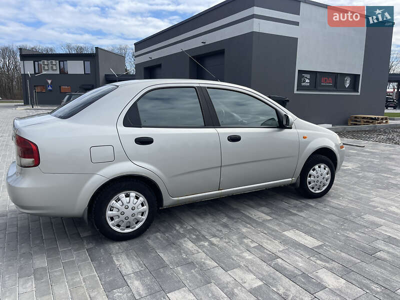 Седан Chevrolet Aveo 2004 в Луцке фото 18 Седан Chevrolet Aveo 2004 в Луцке