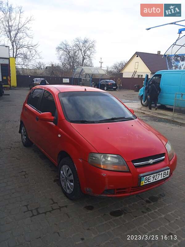 Хэтчбек Chevrolet Aveo 2006 в Первомайске
