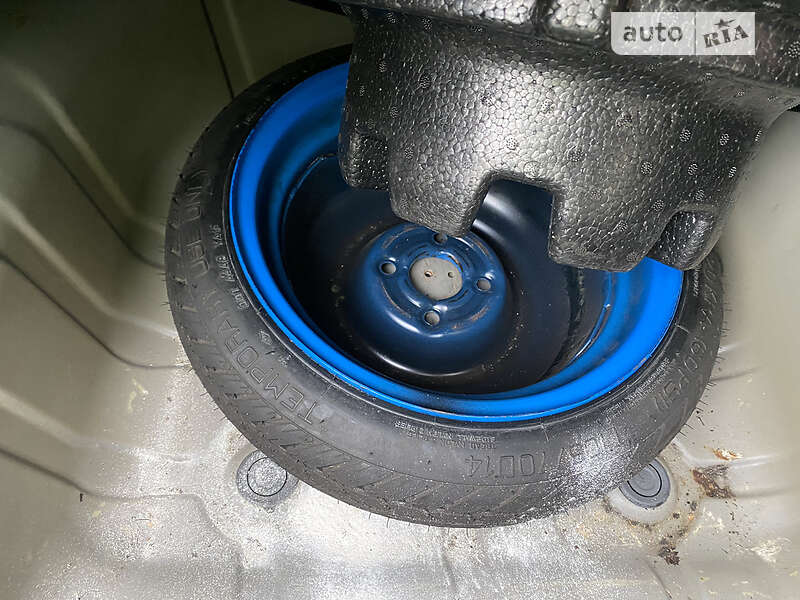 Седан Chevrolet Aveo 2008 в Києві