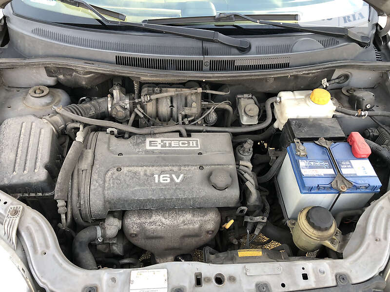 Седан Chevrolet Aveo 2008 в Києві