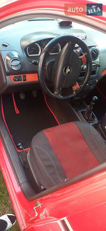 Седан Chevrolet Aveo 2006 в Львове