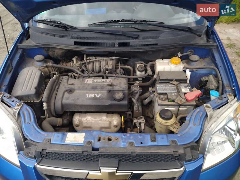 Седан Chevrolet Aveo 2008 в Кривому Розі