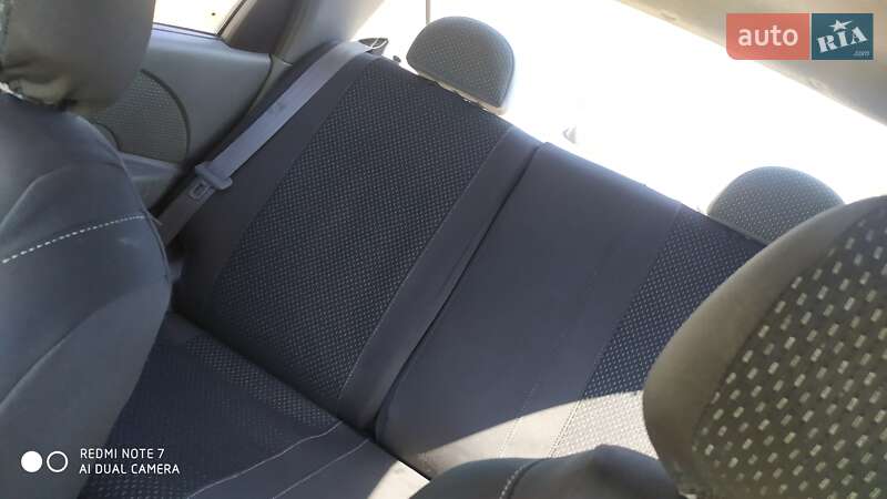 Седан Chevrolet Aveo 2005 в 