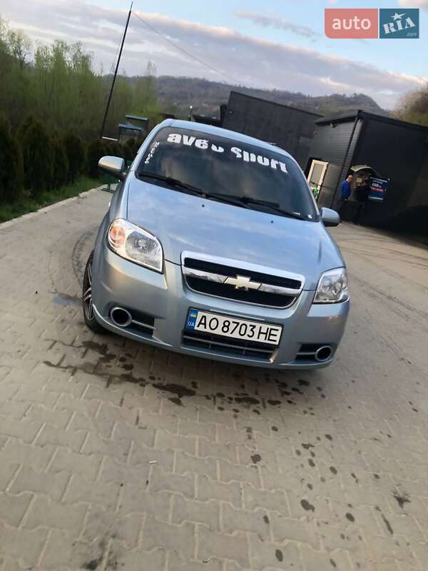 Седан Chevrolet Aveo 2008 в Тячеві