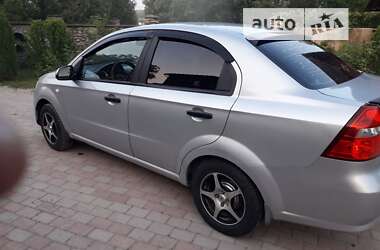 Седан Chevrolet Aveo 2007 в Монастыриске