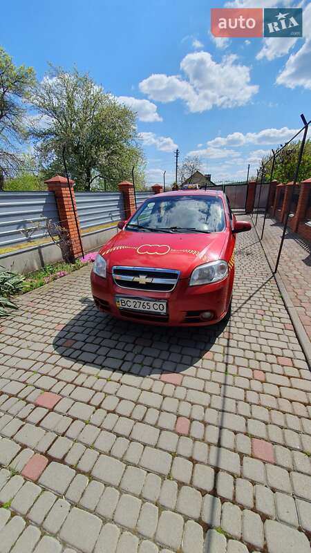Седан Chevrolet Aveo 2011 в Львове