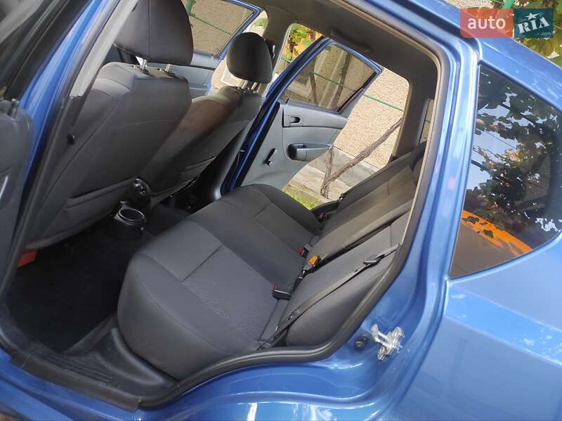 Хэтчбек Chevrolet Aveo 2009 в Хусте