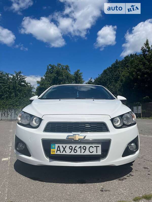 Седан Chevrolet Aveo 2012 в Харкові