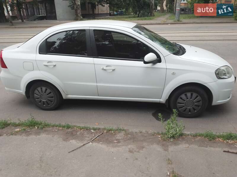 Седан Chevrolet Aveo 2008 в Кривом Роге фото 5 Седан Chevrolet Aveo 2008 в Кривом Роге