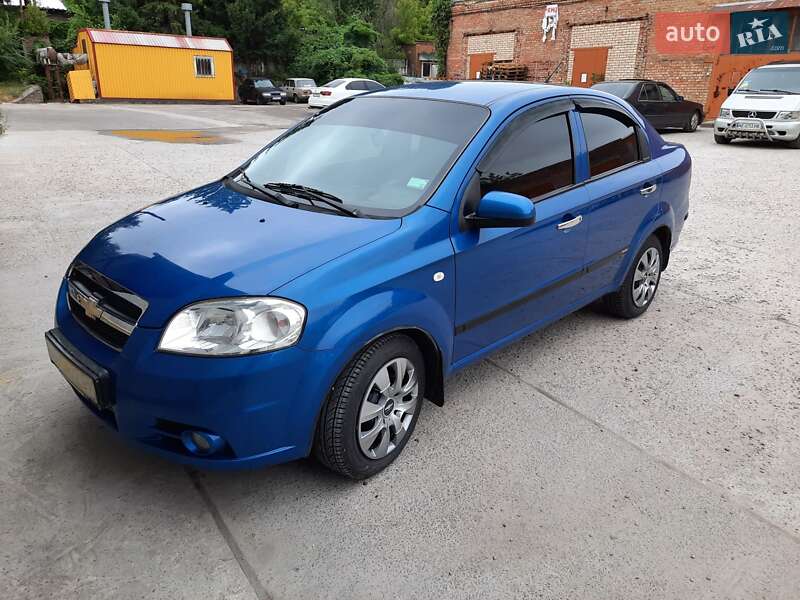 Седан Chevrolet Aveo 2007 в Никополе