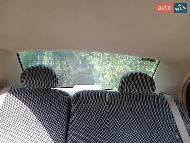 Седан Chevrolet Aveo 2008 в Кривом Роге