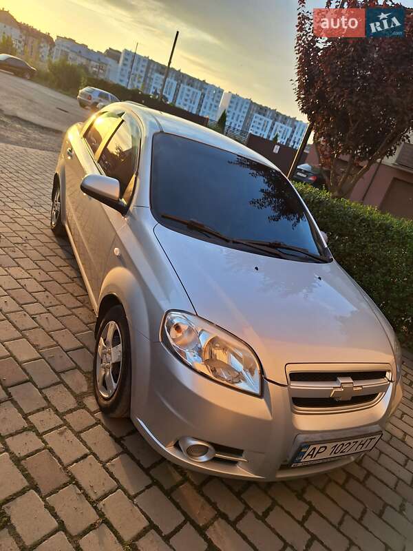 Седан Chevrolet Aveo 2008 в 
