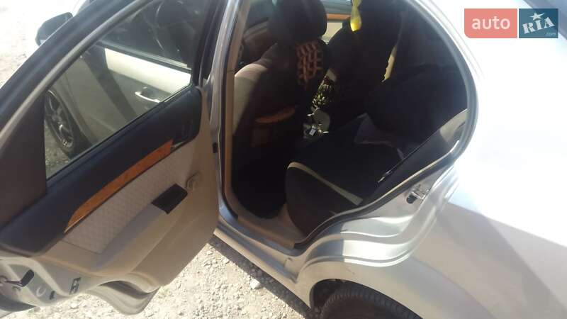 Седан Chevrolet Aveo 2008 в Каменском