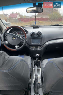 Седан Chevrolet Aveo 2008 в Сарнах