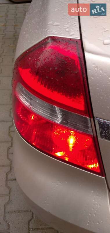 Седан Chevrolet Aveo 2008 в Черновцах
