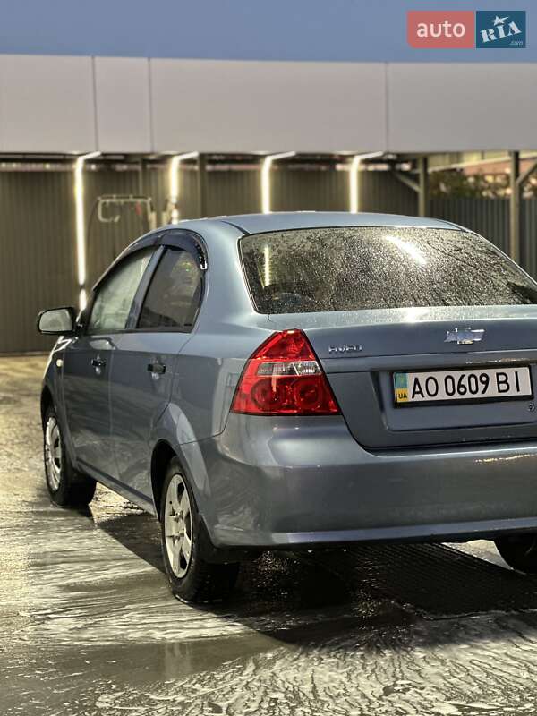 Седан Chevrolet Aveo 2007 в Ужгороді
